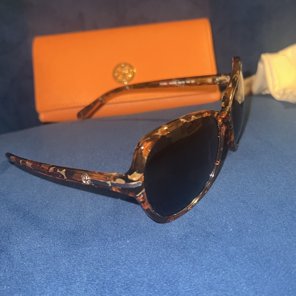 TORY BURCH SUNGLASSES 🕶️ ‼️vintage